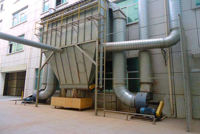 在選擇新疆除塵器時(shí)有哪些需要考慮的