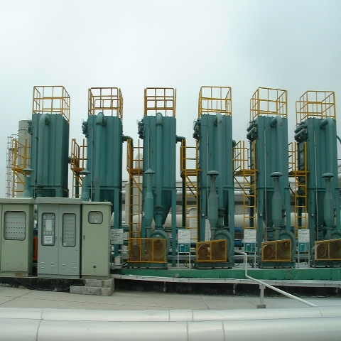 新疆除塵器是環(huán)保系統(tǒng)中非常重要的一種設備